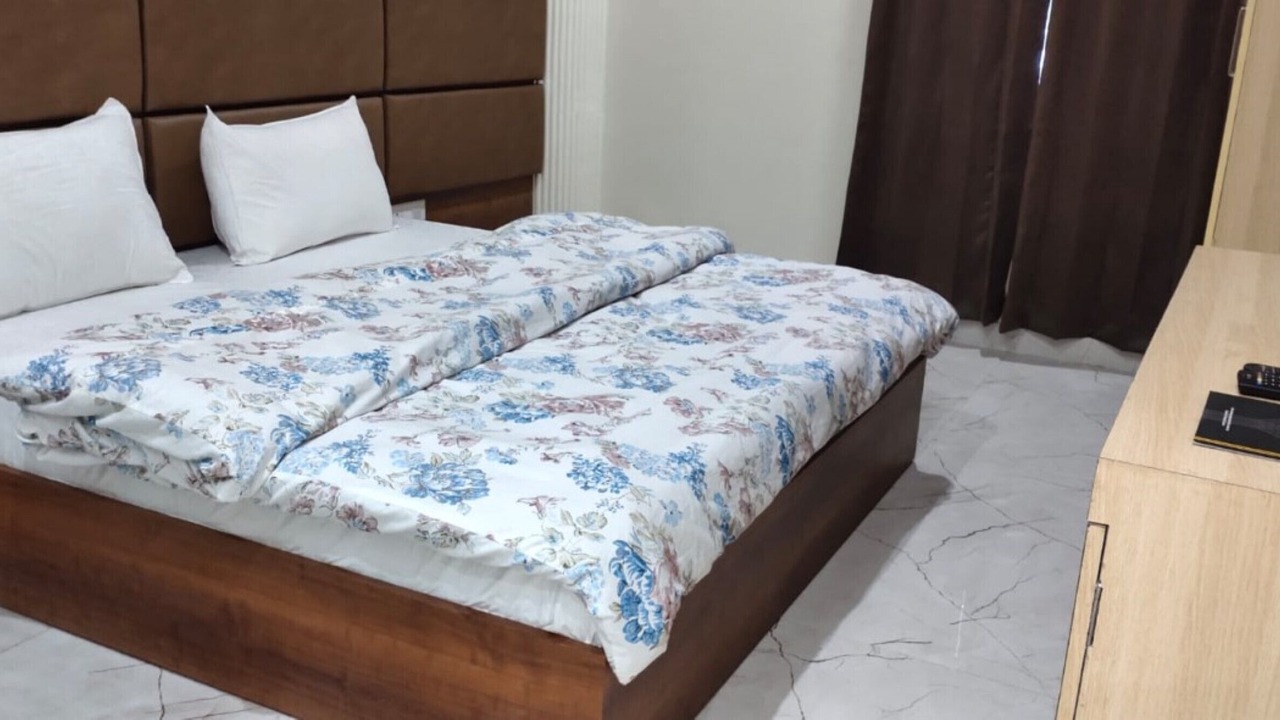 Photo of Bedroom in Roorkee