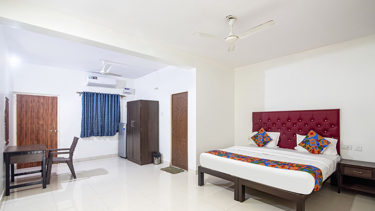 Photo of Bedroom in Calangute