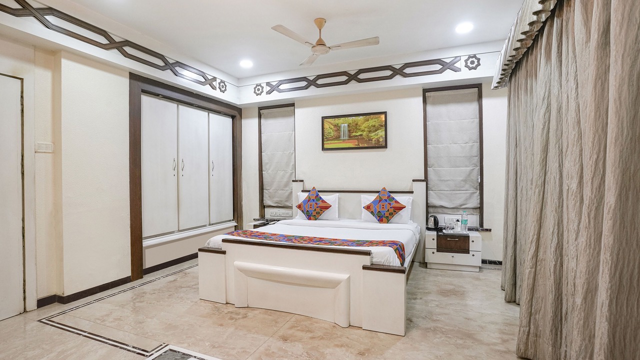 Photo of Bedroom in J B Nagar