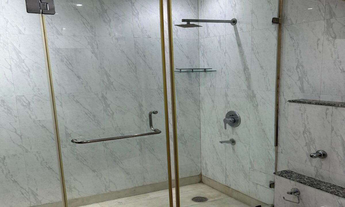 Photo of Bathroom in Basai
