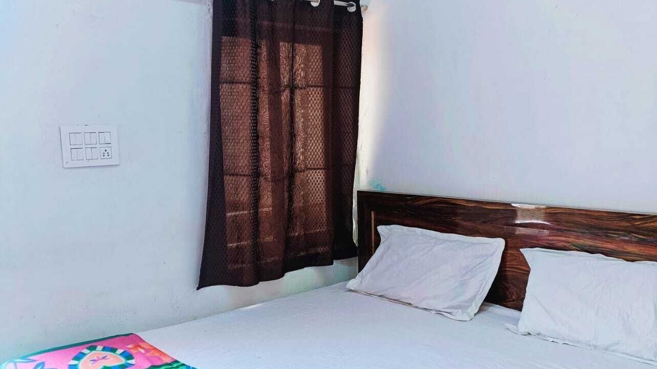 Photo of Bedroom in Vrindavan