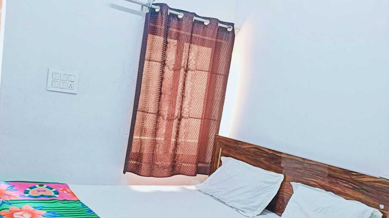 Photo of Bedroom in Vrindavan