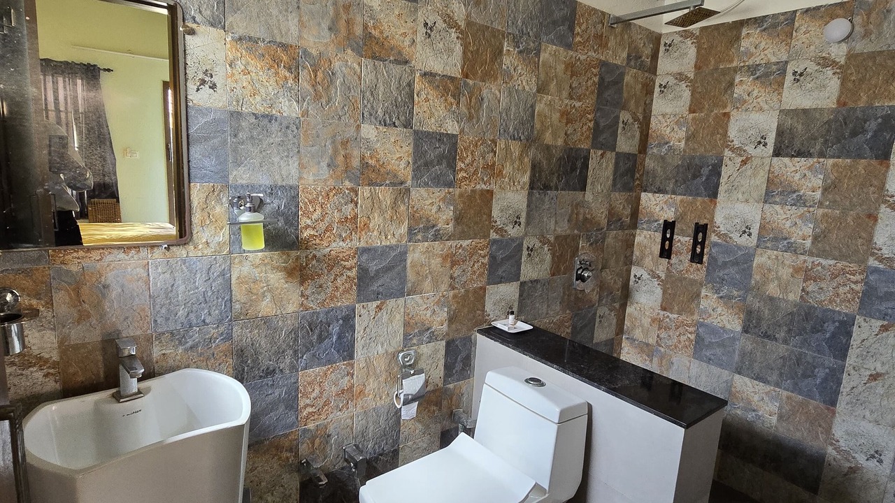 Photo of Bathroom in Mundra