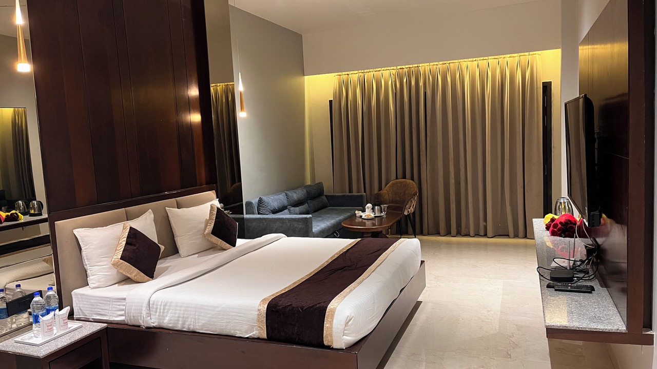 Photo of Bedroom in Bilaspur