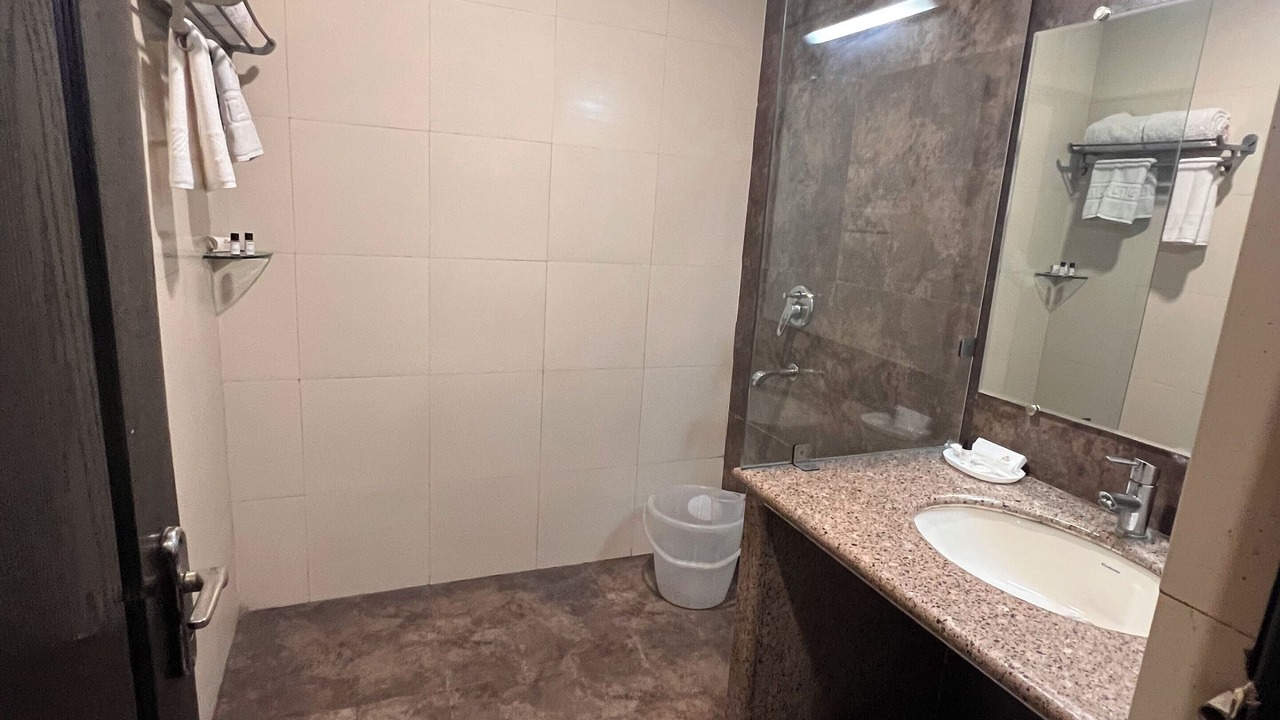 Photo of Bathroom in Kanpur