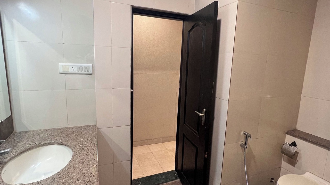 Photo of Bathroom in Kanpur