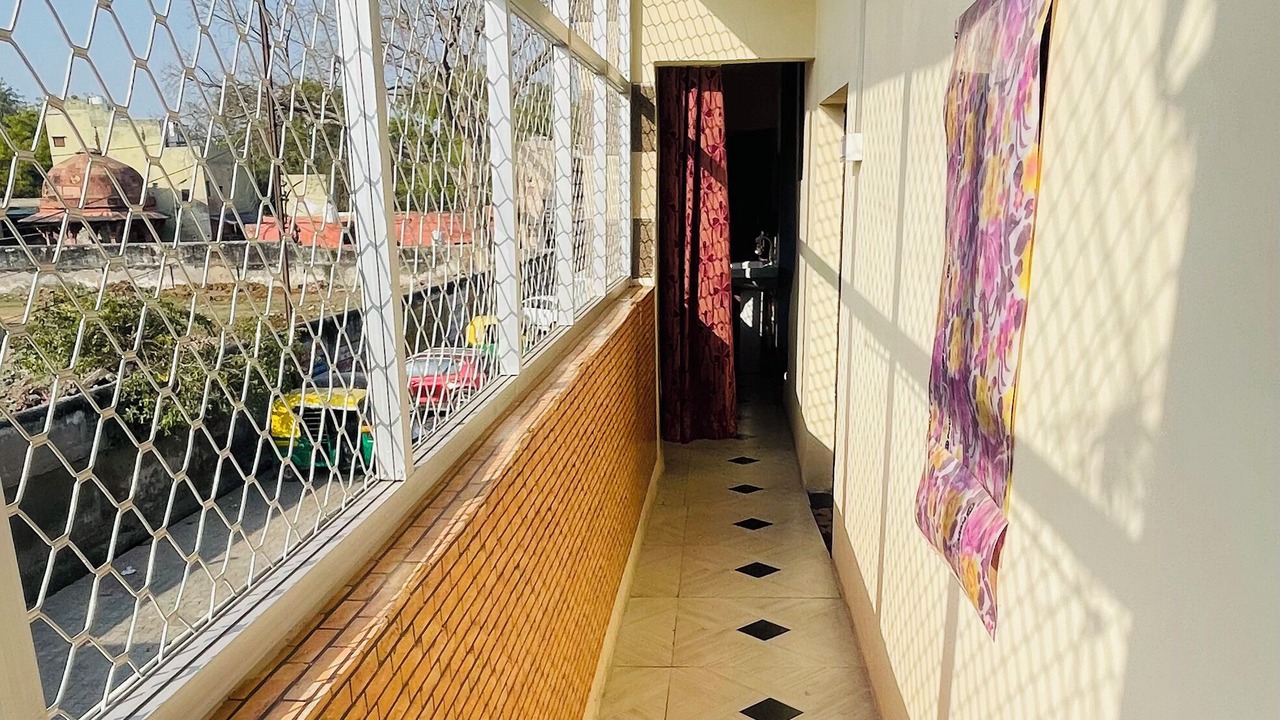 Photo of Patio Balcony in Taj Ganj