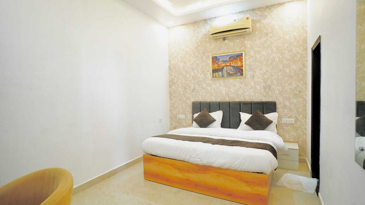 Photo of Bedroom in Zirakpur