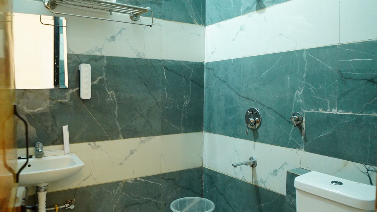 Photo of Bathroom in Zirakpur