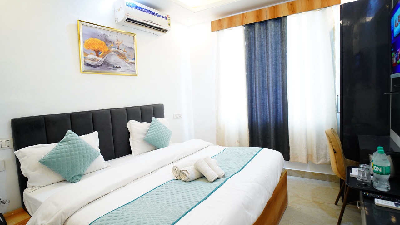 Photo of Bedroom in Zirakpur