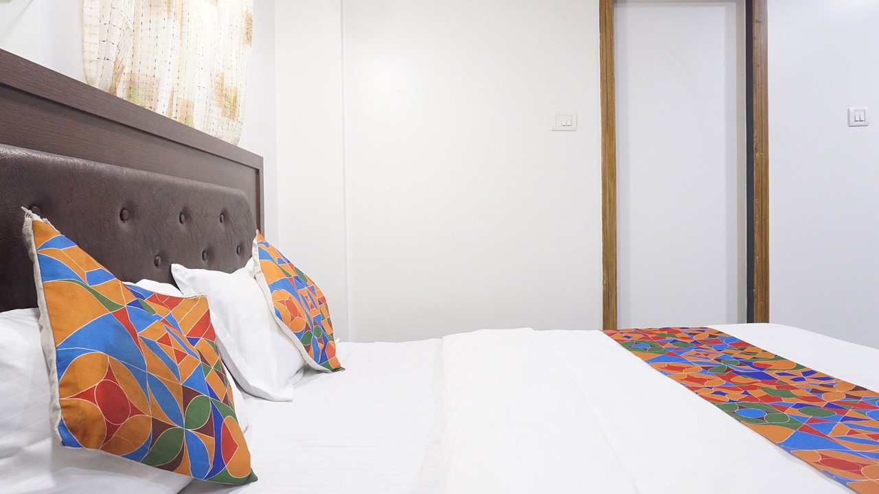 Photo of Bedroom in Yerawada