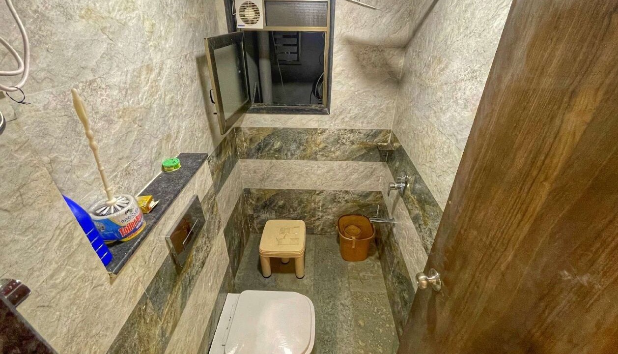 Photo of Bathroom in Igatpuri