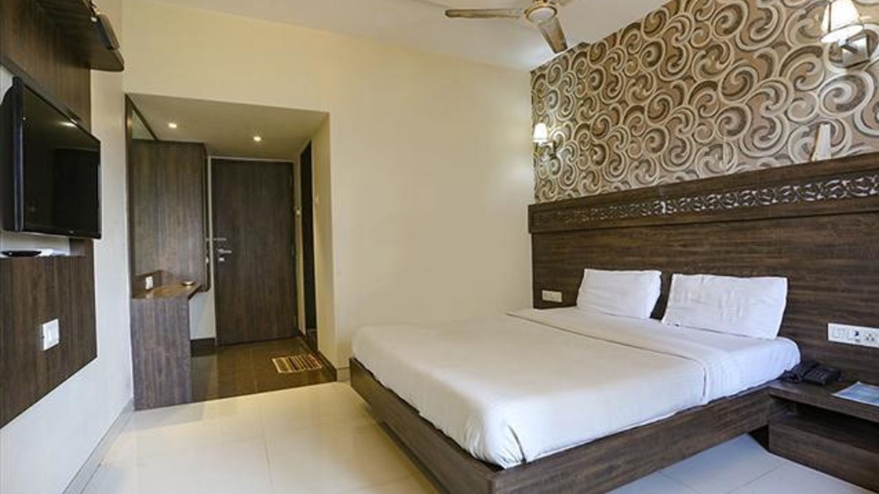 Photo of Bedroom in Mira Road East