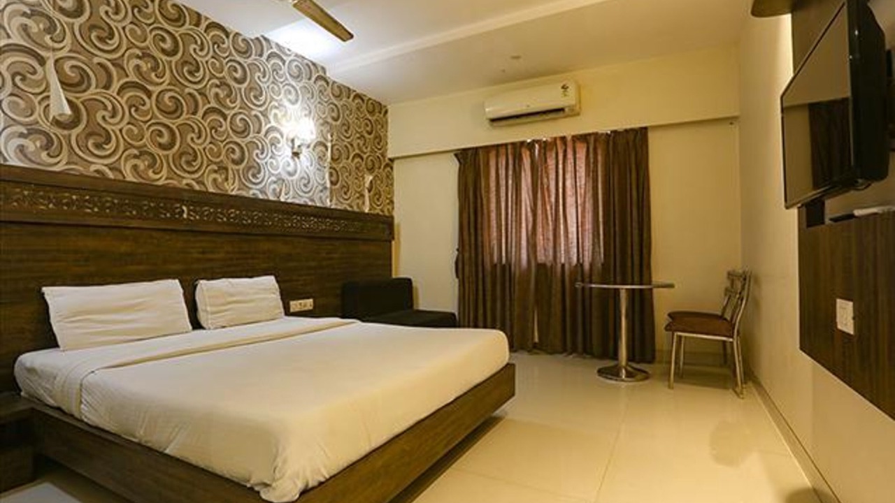 Photo of Bedroom in Mira Road East
