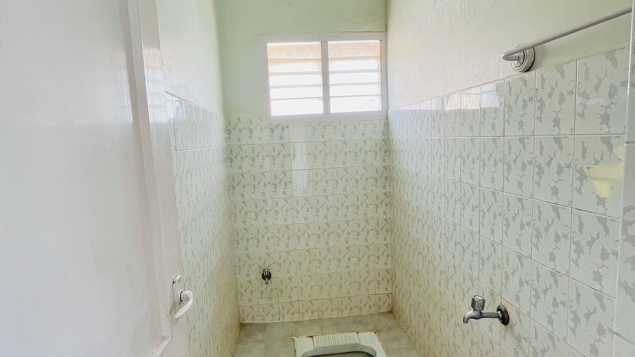 Photo of Bathroom in Courtallam