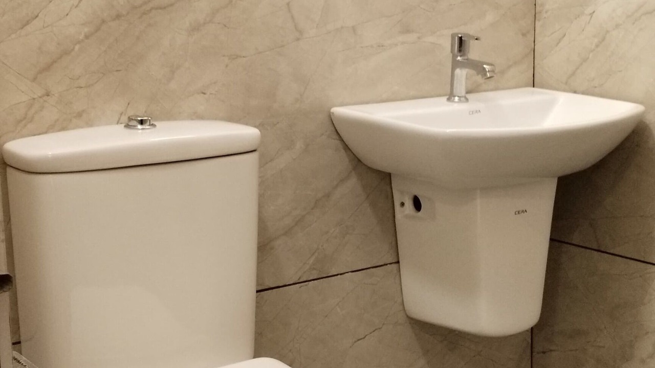 Photo of Bathroom in Alwaye