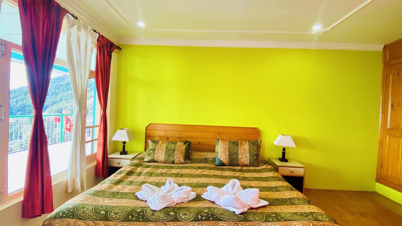 Photo of Bedroom in Bhagsu Nag
