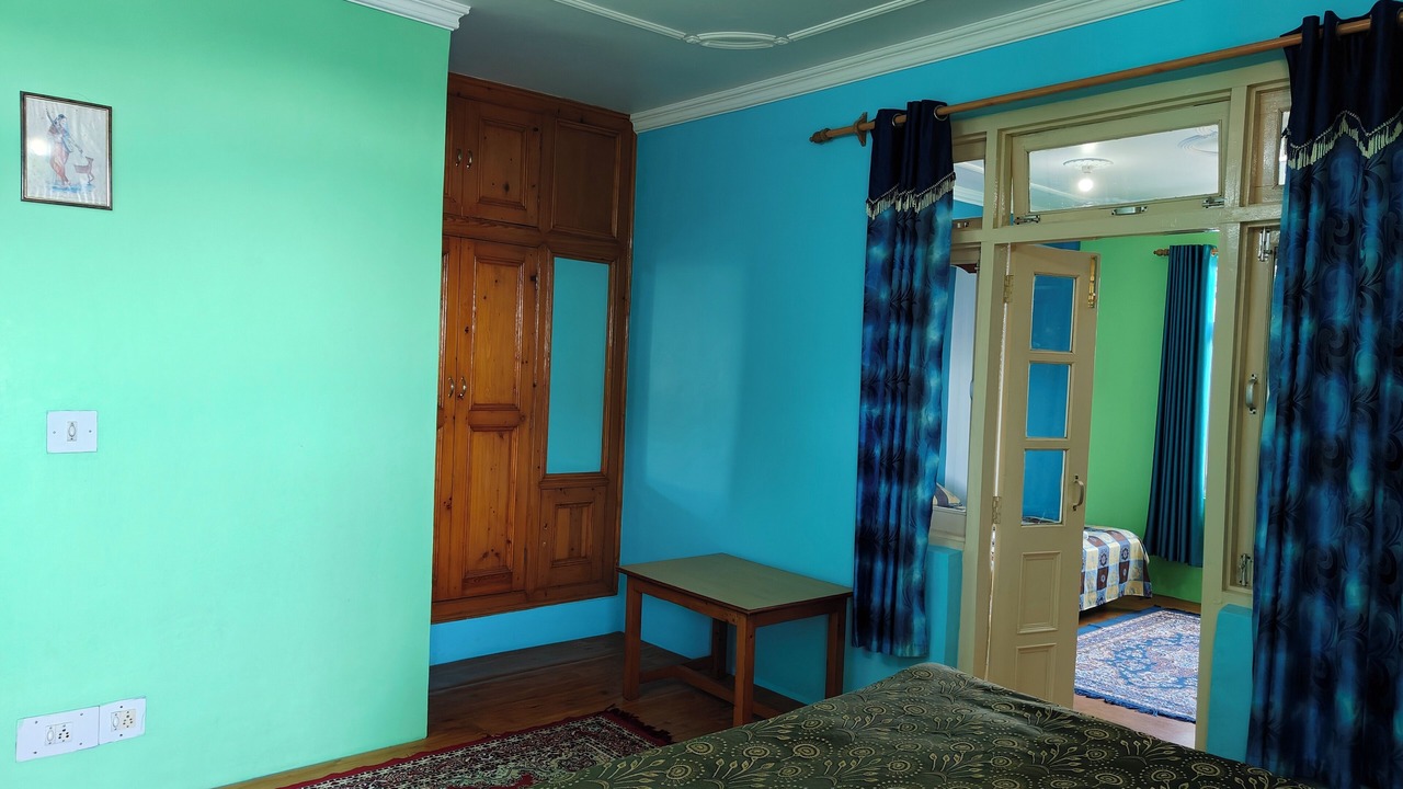 Photo of Bedroom in Bhagsu Nag