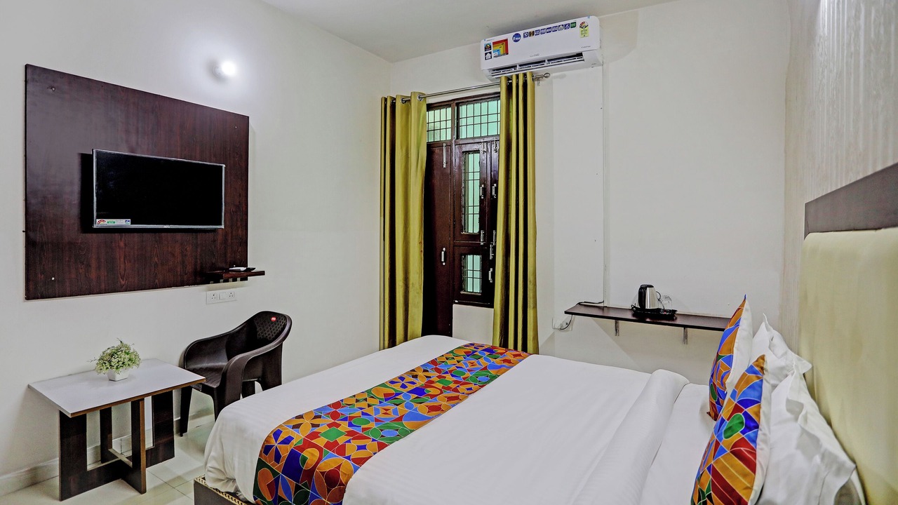 Photo of Bedroom in Gomti Nagar