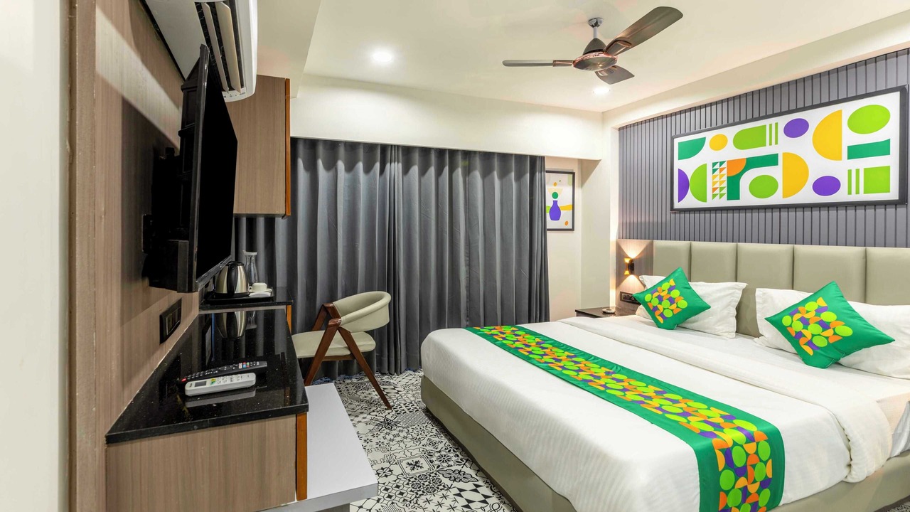 Photo of Bedroom in Thaltej