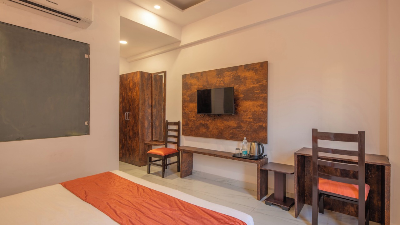 Photo of Bedroom in Haridwar