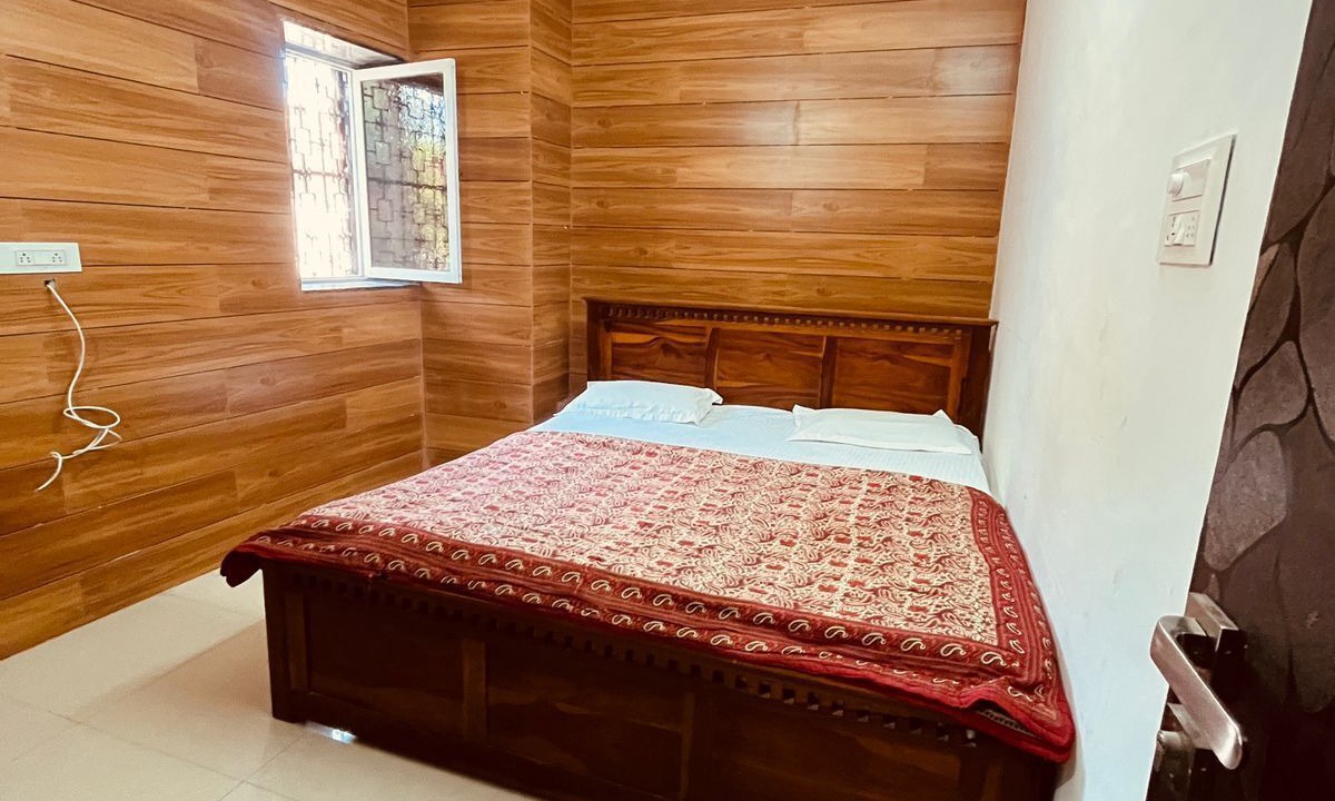 Photo of Bedroom in Mount Abu