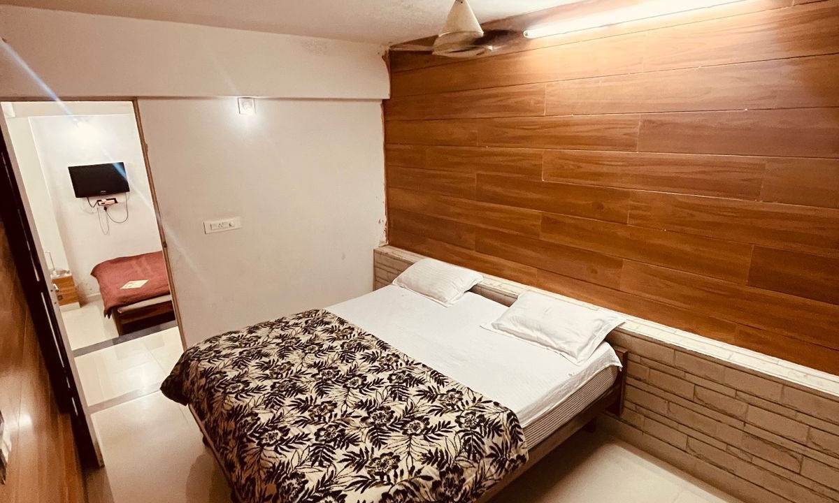 Photo of Bedroom in Mount Abu
