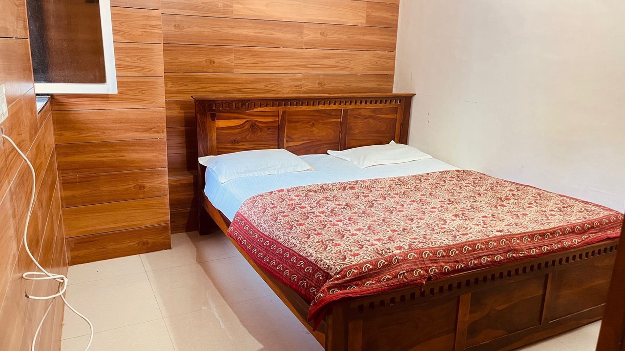 Photo of Bedroom in Mount Abu