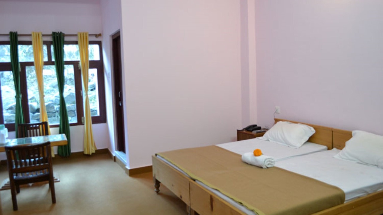Photo of Bedroom in Munsyari