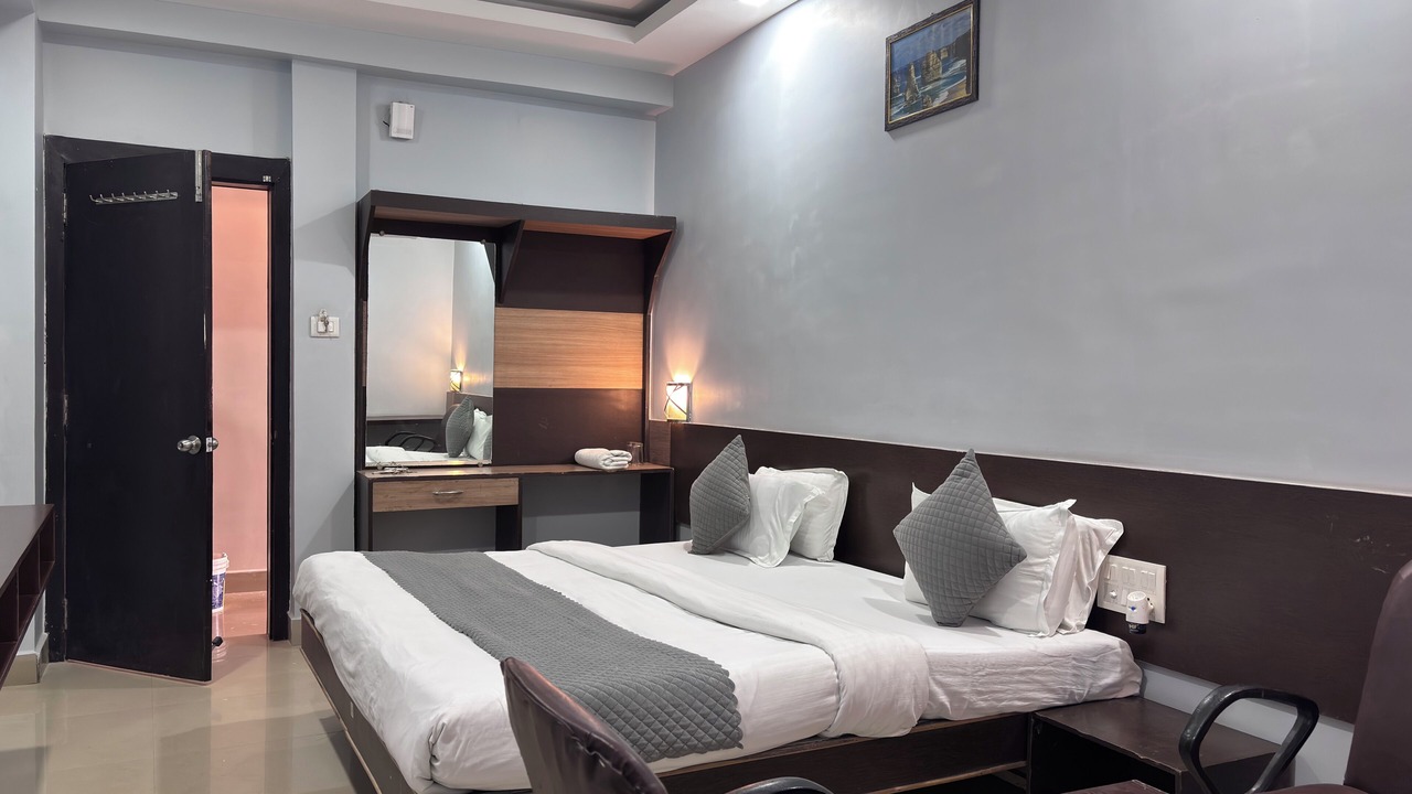Photo of Bedroom in Jabalpur