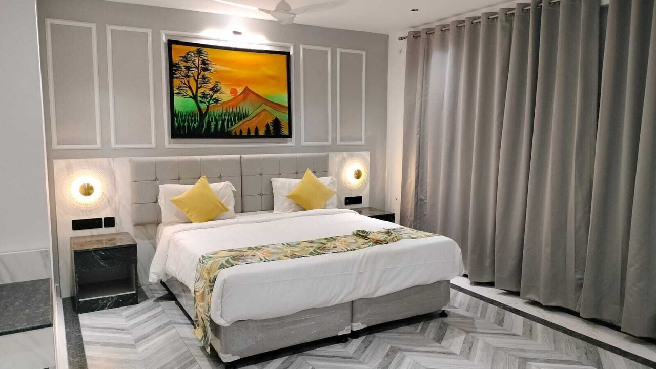 Photo of Bedroom in Pachmarhi