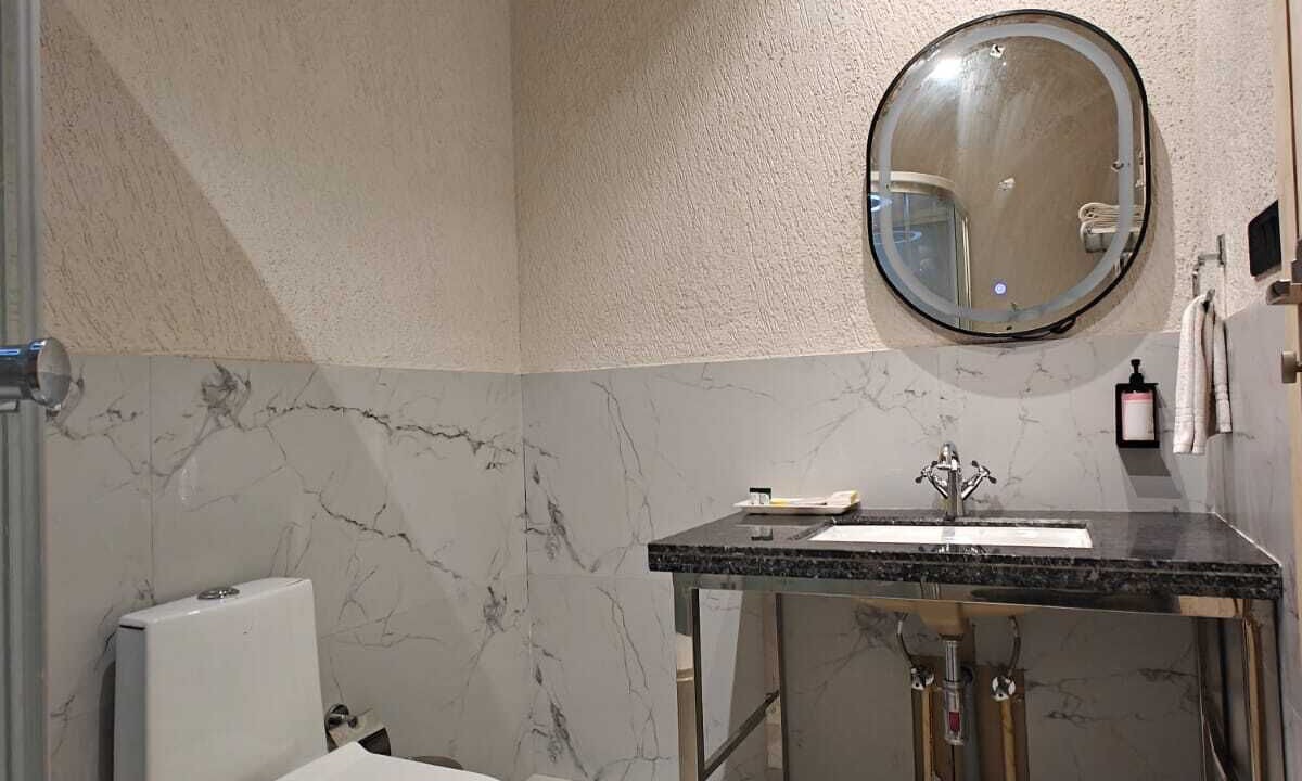 Photo of Bathroom in Pachmarhi