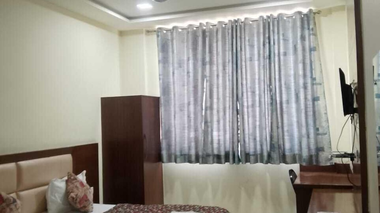 Photo of Bedroom in Etmadpur