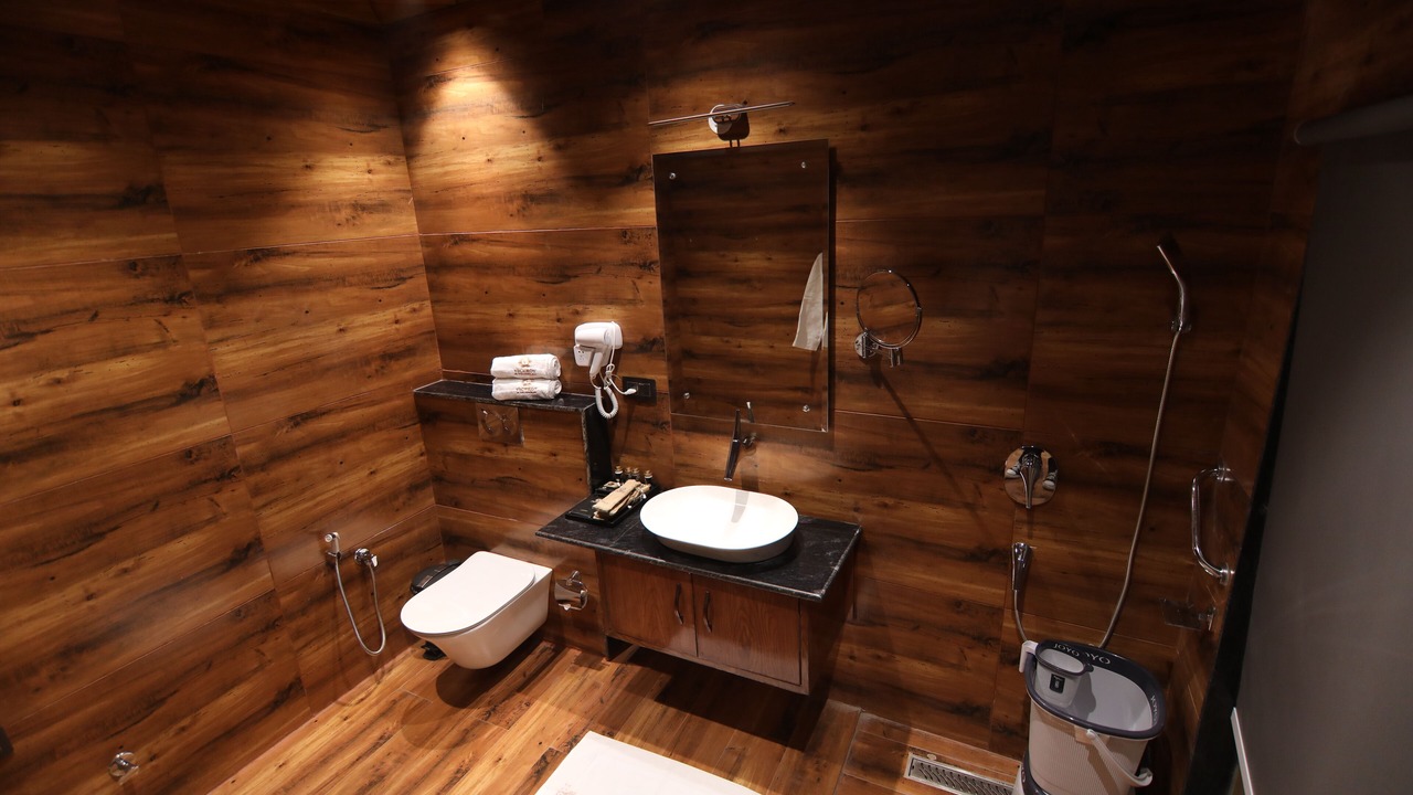 Photo of Bathroom in Lansdowne