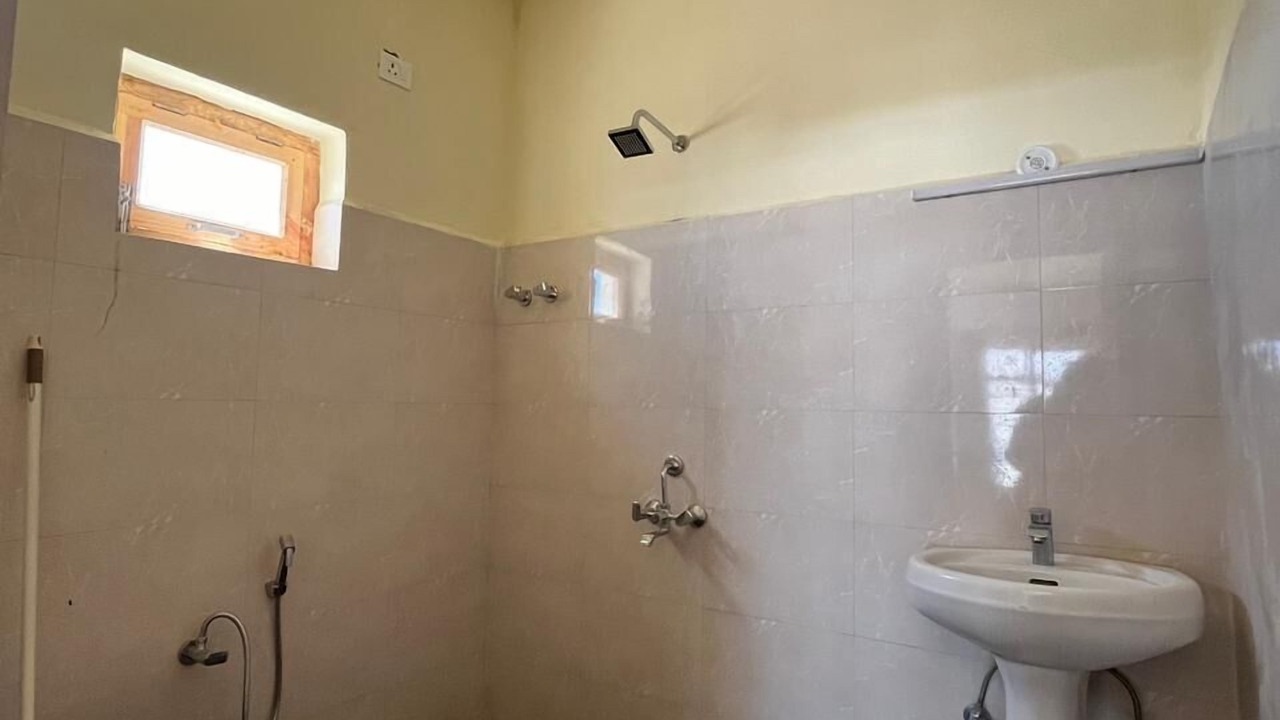 Photo of Bathroom in Karzok