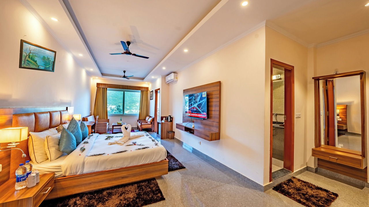 Photo of Bedroom in Bhimtal