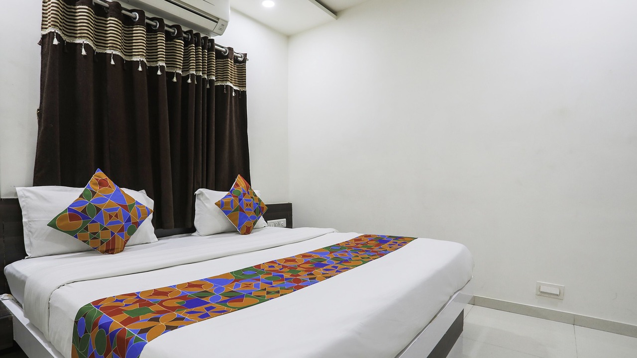 Photo of Bedroom in Rajkot