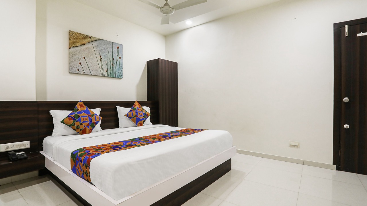 Photo of Bedroom in Rajkot