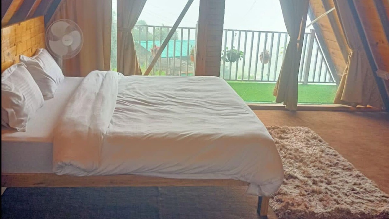 Photo of Bedroom in Bhimtal
