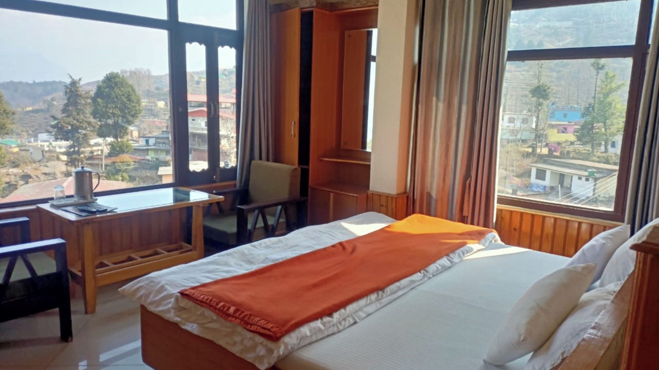 Photo of Bedroom in Munsyari