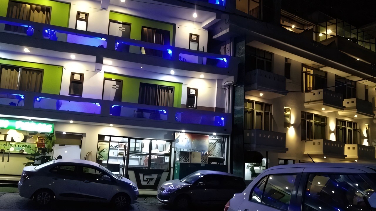 Photo of Outdoor in Lansdowne