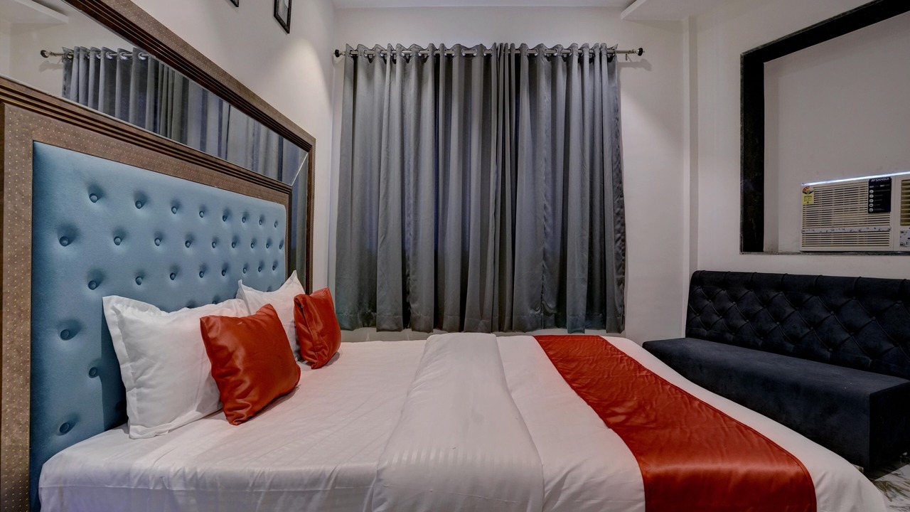 Photo of Bedroom in Girgaon
