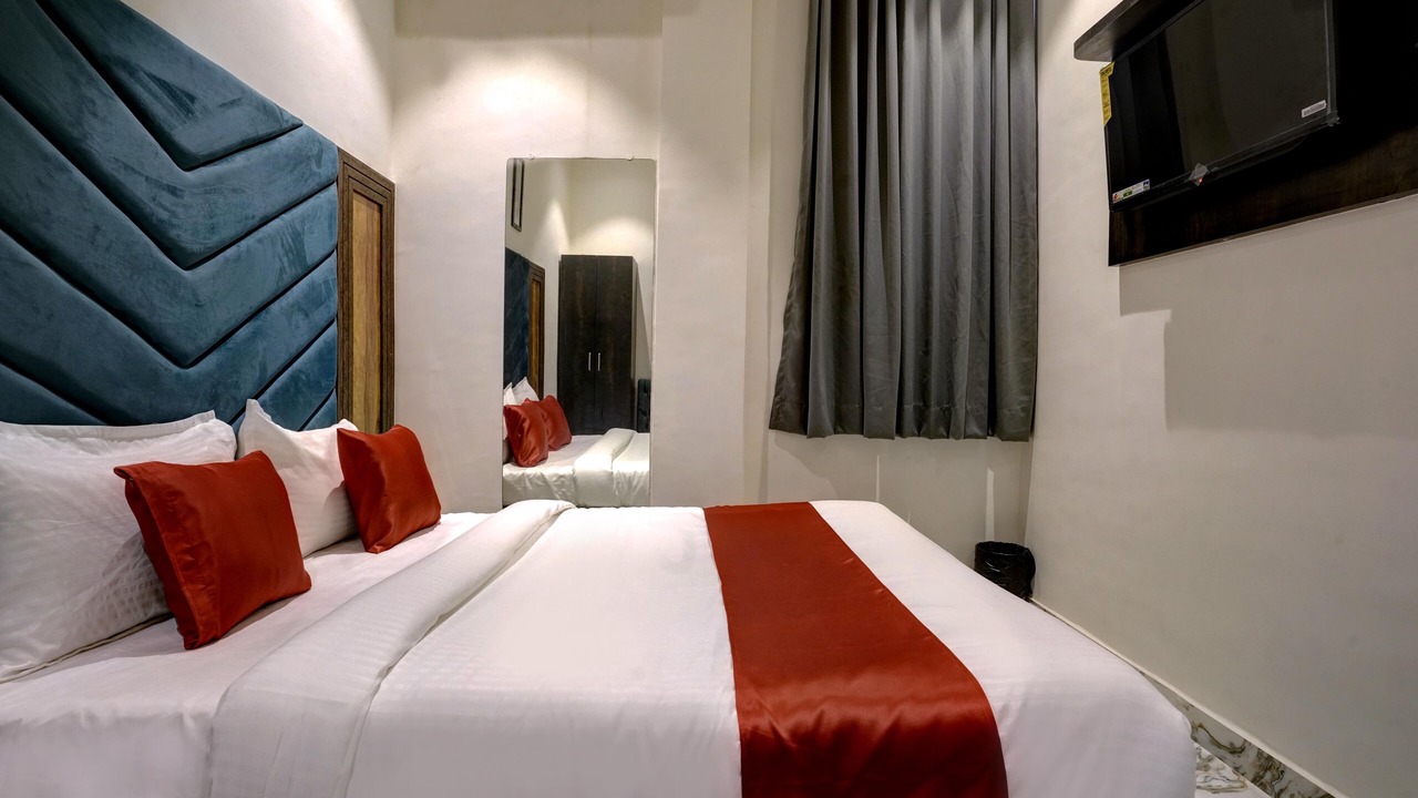 Photo of Bedroom in Girgaon