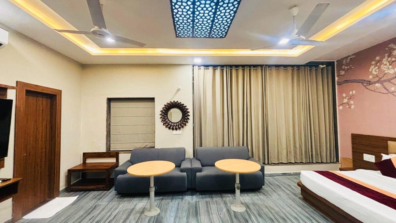Photo of Bedroom in Bharatpur