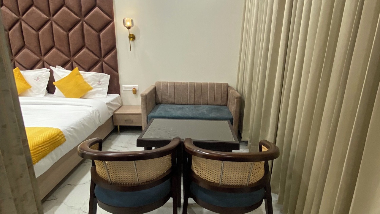 Photo of Bedroom in Bhopal