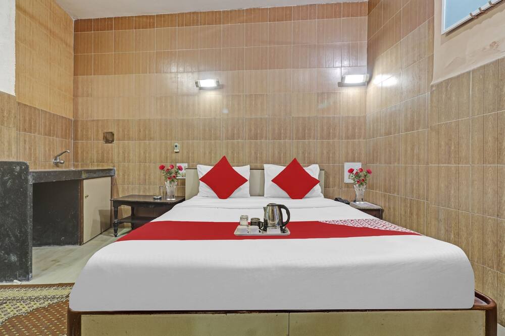 Photo of Bedroom in Parel