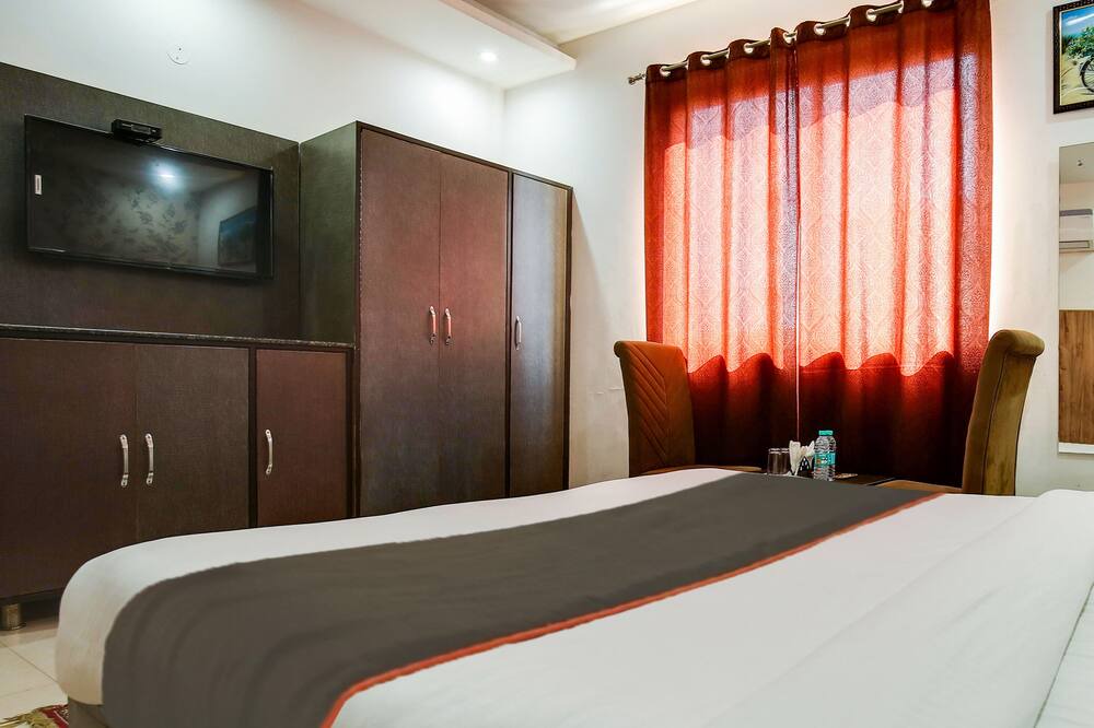 Photo of Bedroom in Zirakpur