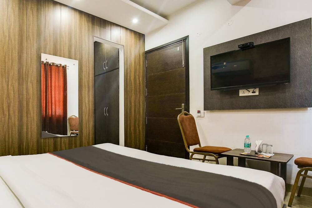 Photo of Bedroom in Zirakpur