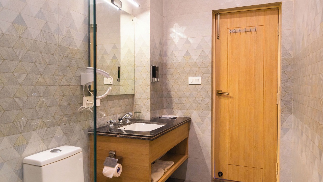 Photo of Bathroom in Lansdowne