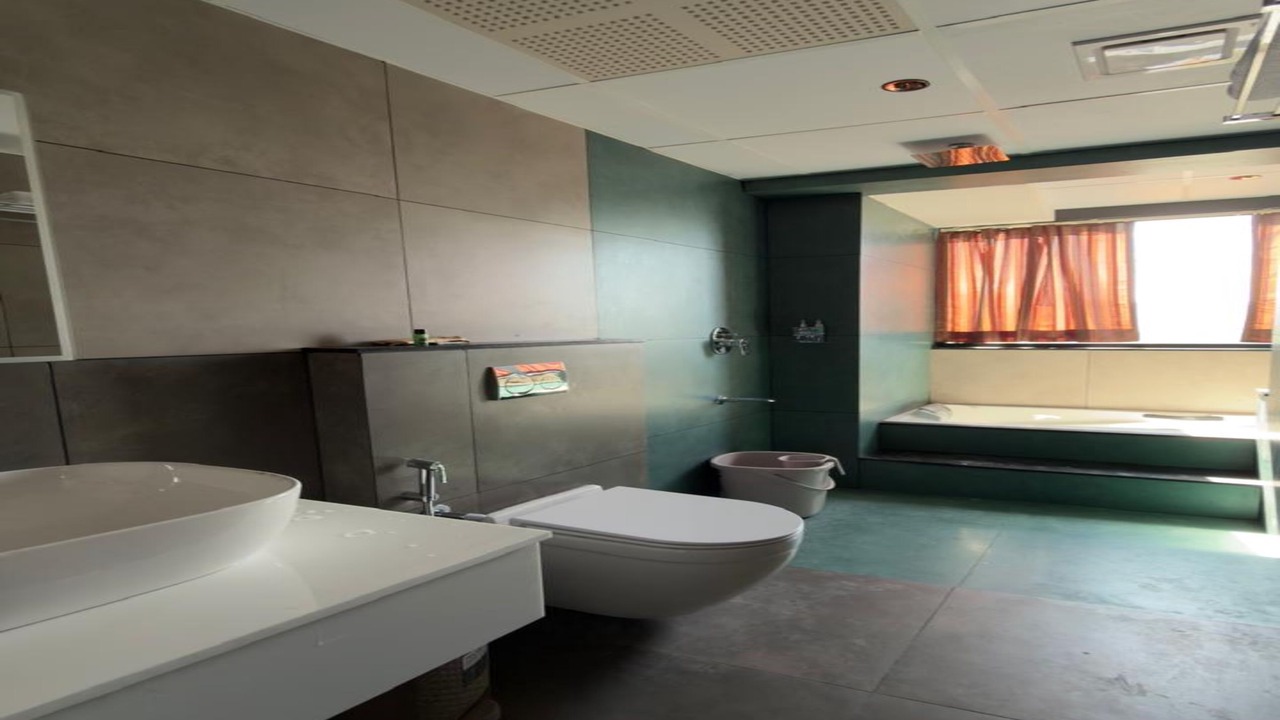 Photo of Bathroom in Valparai